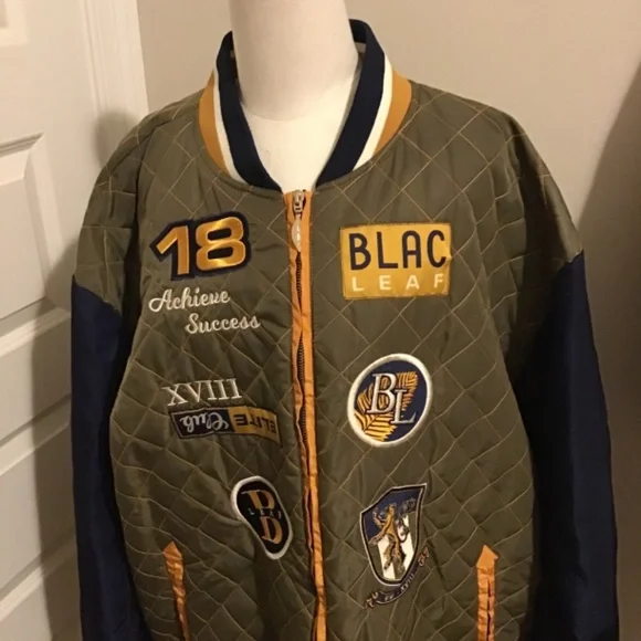 🔥SALE! BLAC-LEAF, QUILTED JACKET SIZE 4XL, HAS ONE SMALL HOLE ON RIGHT SHOULDER - Picture 2 of 5